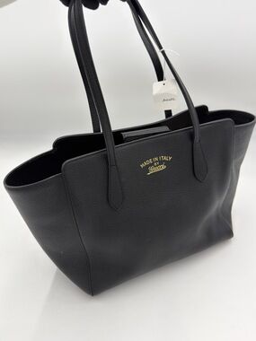 Gucci Swing Tote